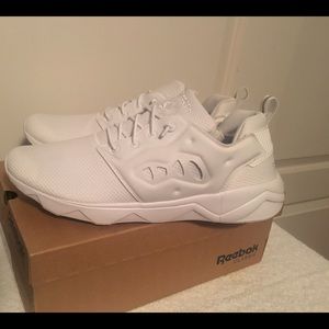 Reebok Furylite II white size 11
